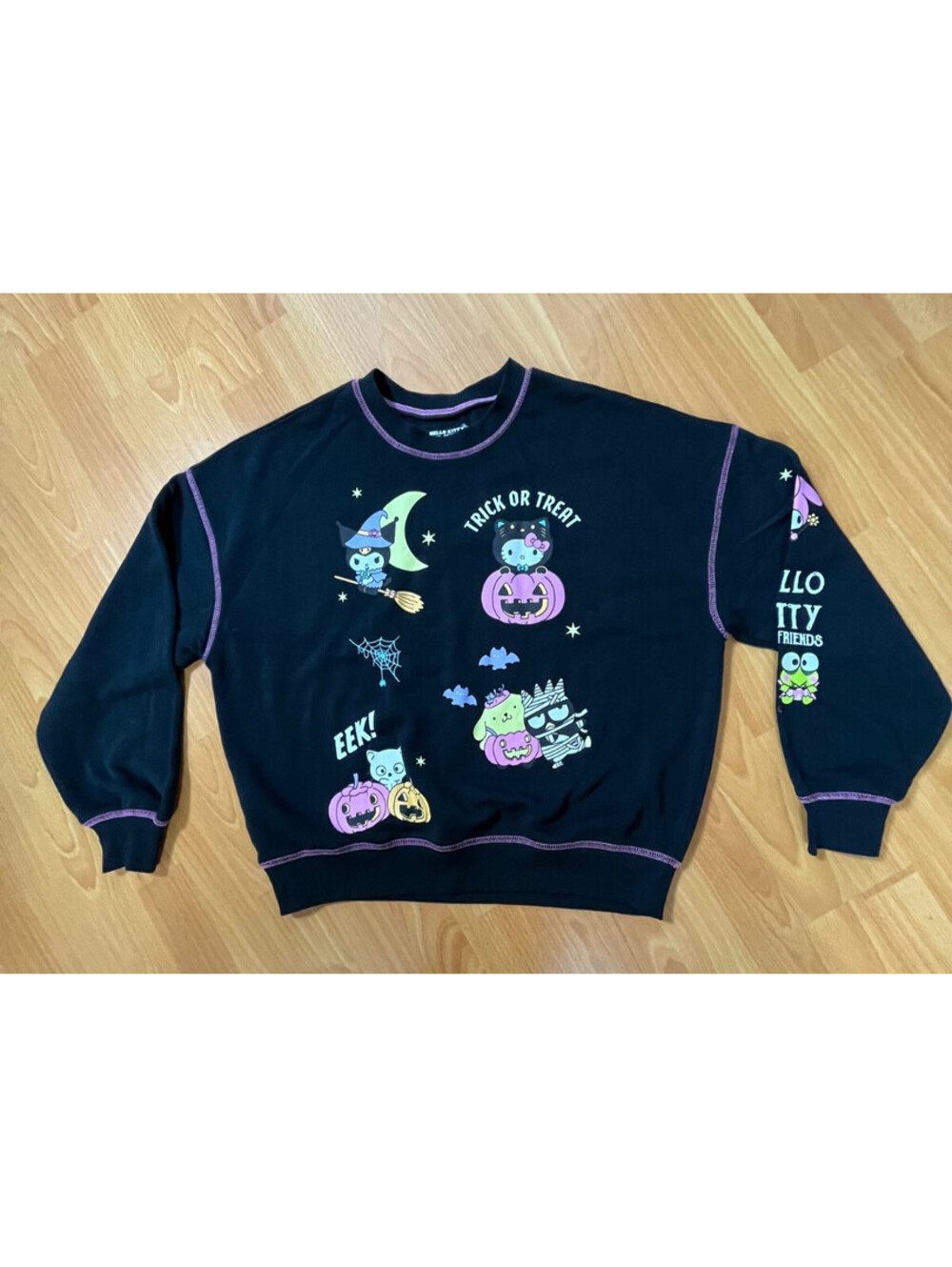 Hello Kitty Friends Halloween Sweatshirt Womens S Glow in Dark Sanrio 2025